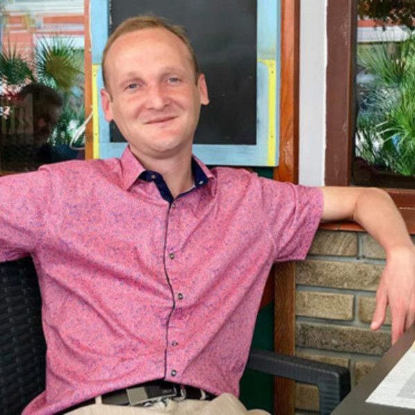 Михаил Андроник: Как старый ждун на Украину уехал