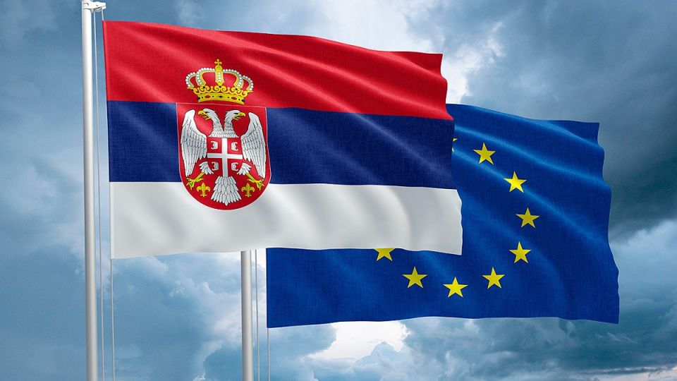 Сербия пообещала поддержать санкции против России, но при одном условии: признание министра расставило все точки над «i»