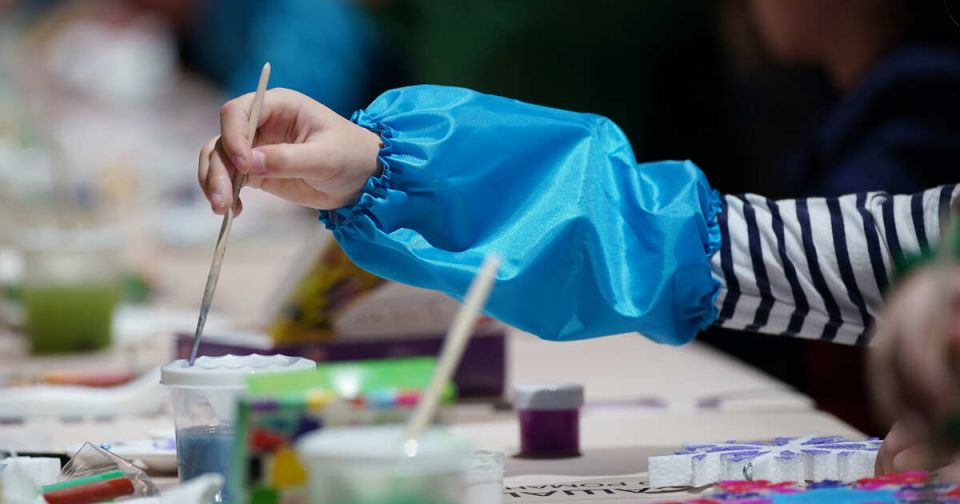 В ЮАО детям участников СВО предложили бесплатные кружки и секции